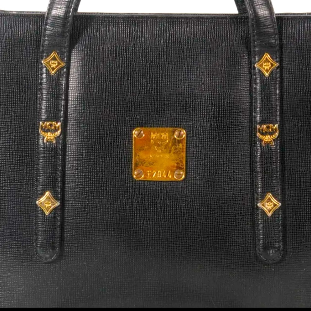 MCM Leather Tote Bag Authentic  + Dust Bag 🌹❤️🌹 - Picture 2 of 9